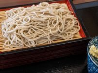 恵比寿やのざるそば