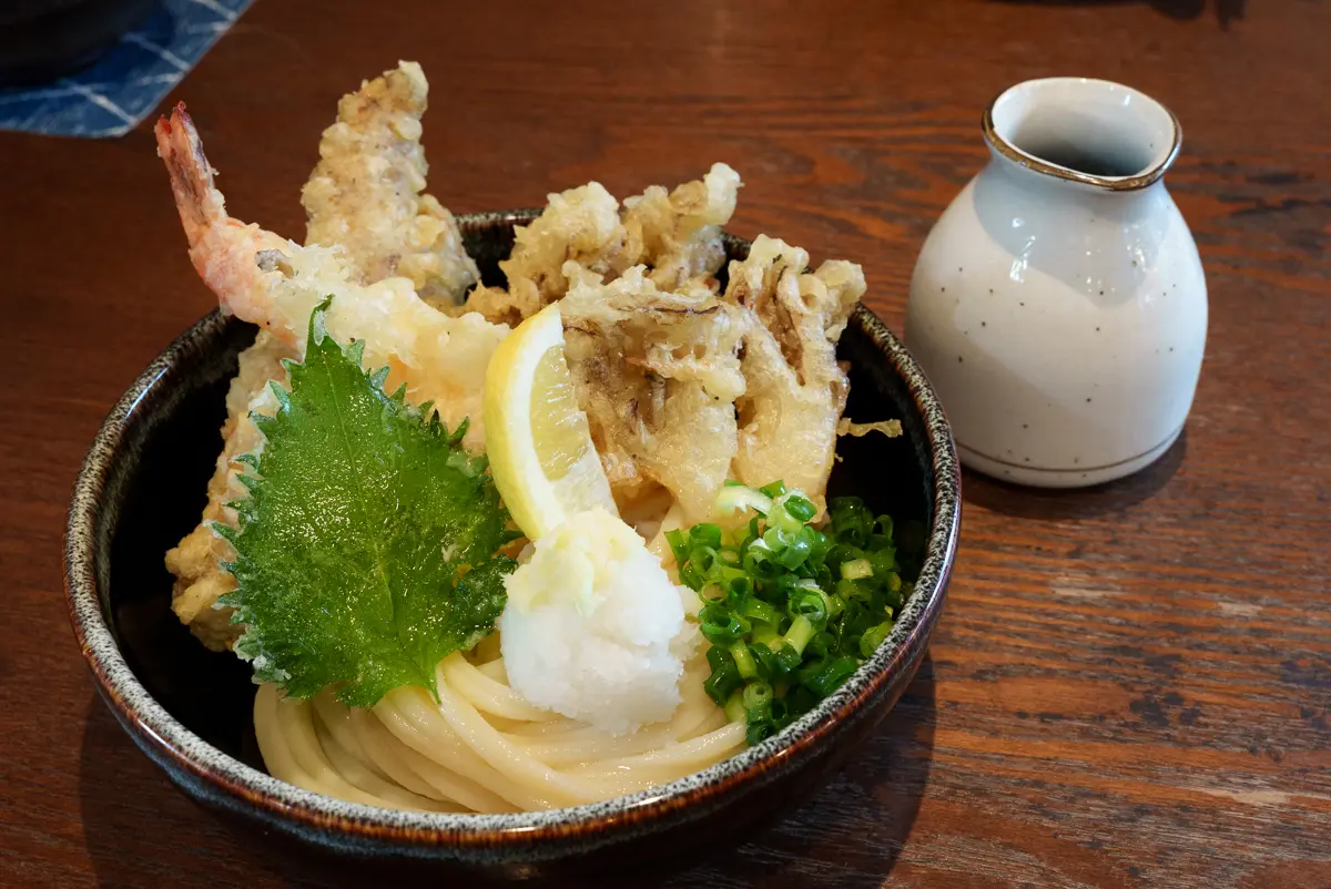 情熱うどん わらくのぶっかけうどん