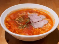 麺屋Oggiの完熟トマトラーメン